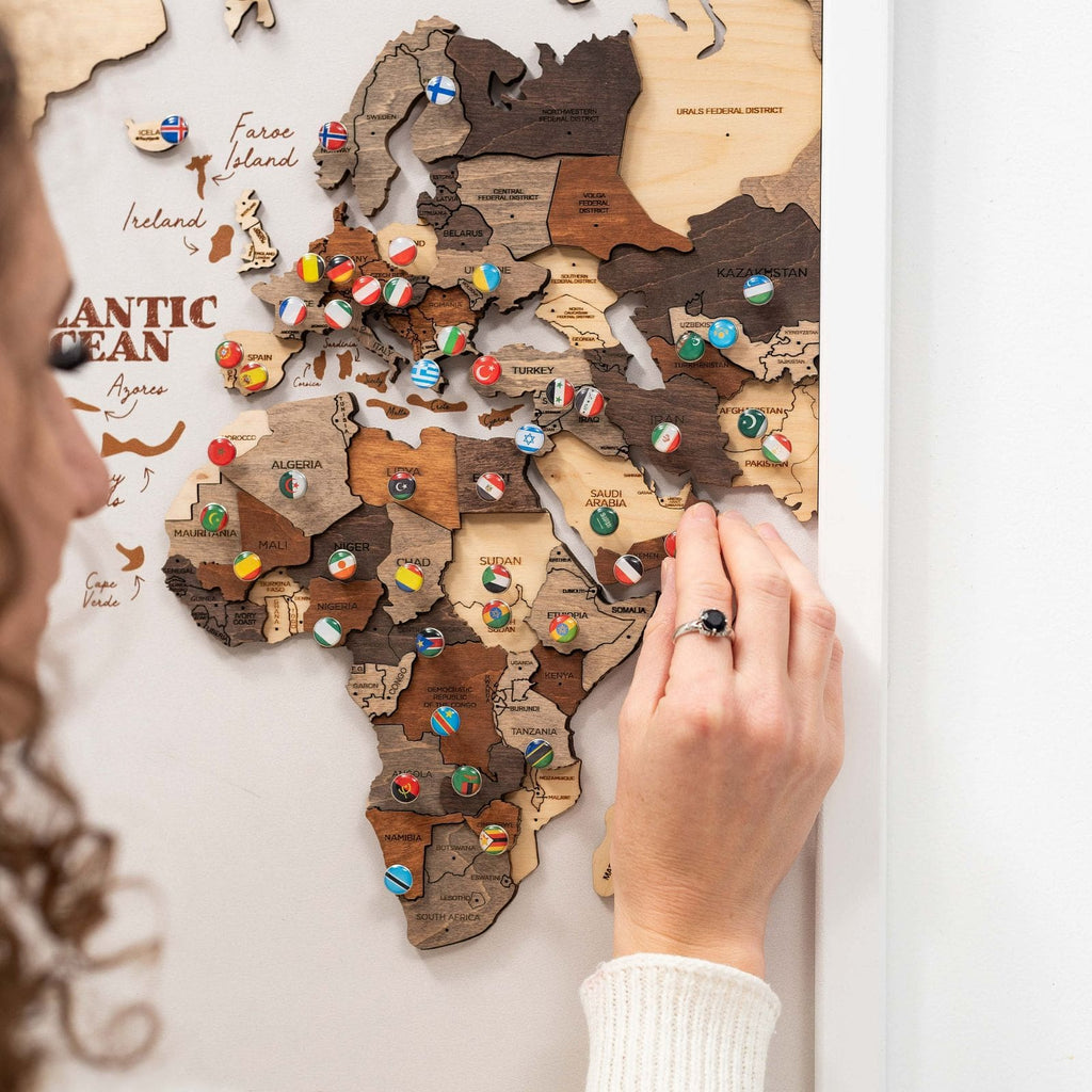 3D Wooden Triptych World Map Multicolor (B2B)
